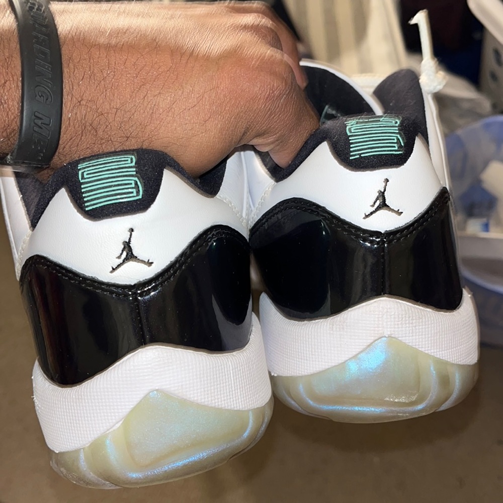 Jordan 11 “Iridescent” (Emerald)